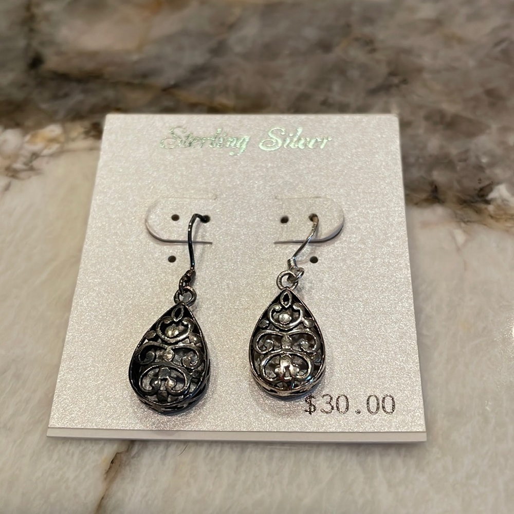 Silver earrings, never used!!!
